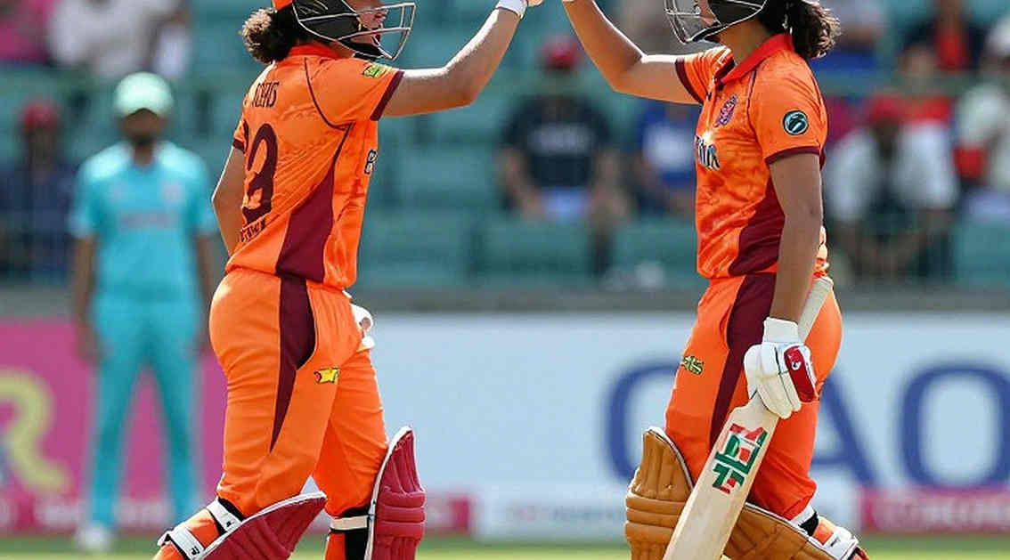 দুই স্তম্ভ, দুই পাকিস্তান: সাদা বলের স্কোয়াড ঘোষণায় লুকিয়ে থাকা স্থাপত্য