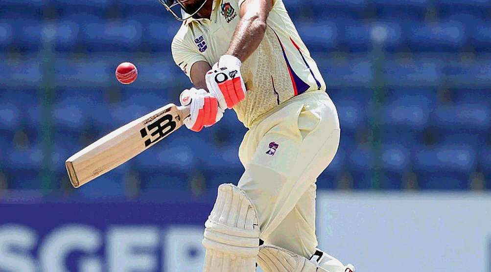 Cricket Written on the Chain: Fan Tokens, Empty Cells and the 2 A.M. Bet