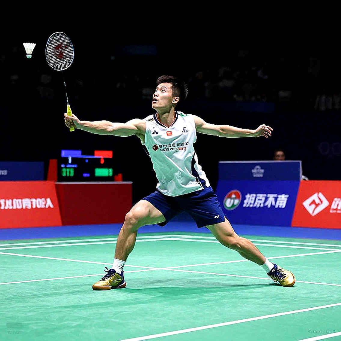 কুনলাভুত ভিতিদসার্ন: বারো সেকেন্ডের ভেতর যে ত্রিমুকুট লুকিয়ে ছিল