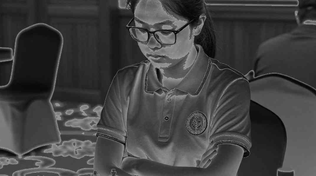 ২৭টি মিনিয়েচারের নীরবতা: চেসবেস ম্যাগাজিন #২২৫-এ যেখানে সামারখন্দের বোর্ড উধাও