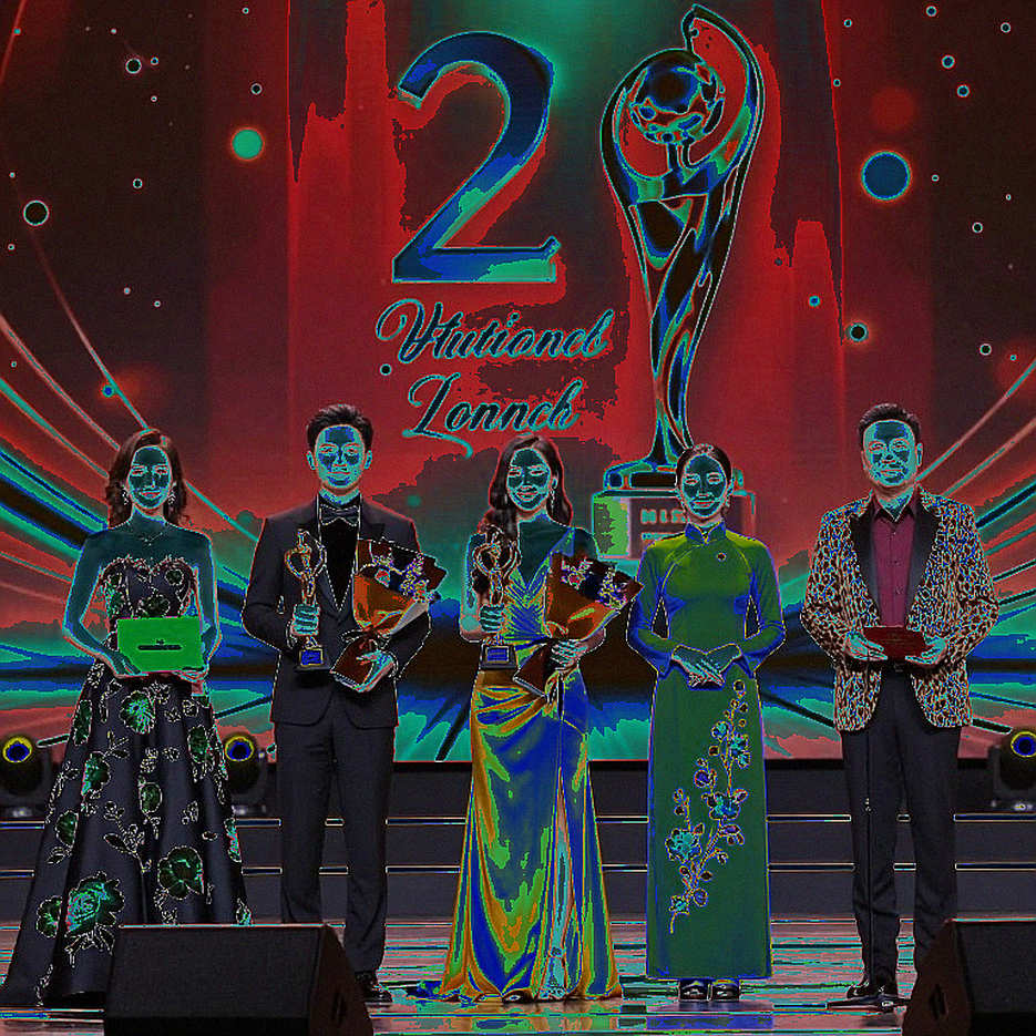 ৭২ শতাংশ টেকডাউন ডিফেন্স, শূন্য তথ্যসূত্র: ফ্লাইওয়েট সিংহাসনের হিসাব মেলাতে গিয়ে