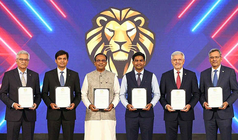 ক্রিকেটে ব্লকচেইন আসছে, কিন্তু খালি স্কোরবোর্ডের সত্যটা কে লিখবে?